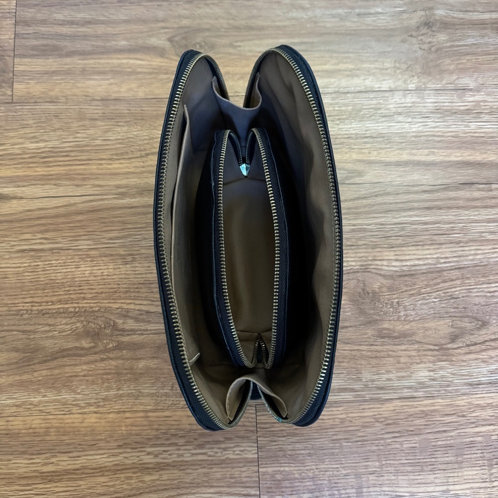 Cuyana Travel Case Set - Picture 10 of 16